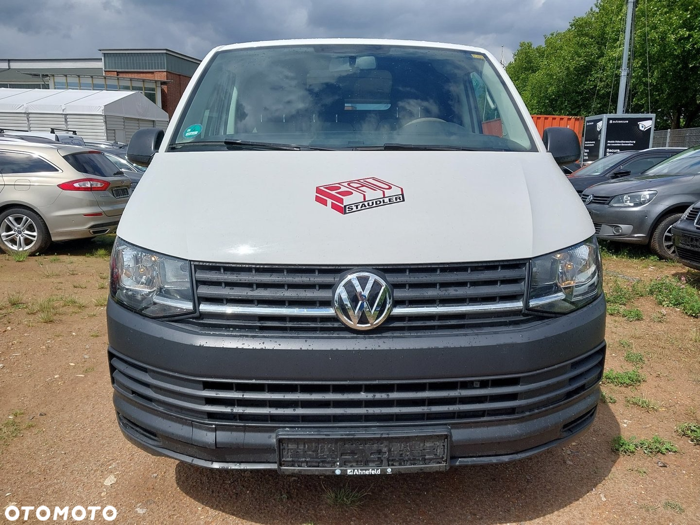 Volkswagen Transporter - 7