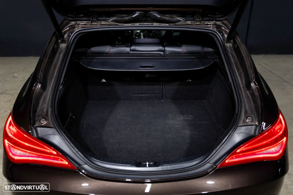 Mercedes-Benz CLA 220 - 28