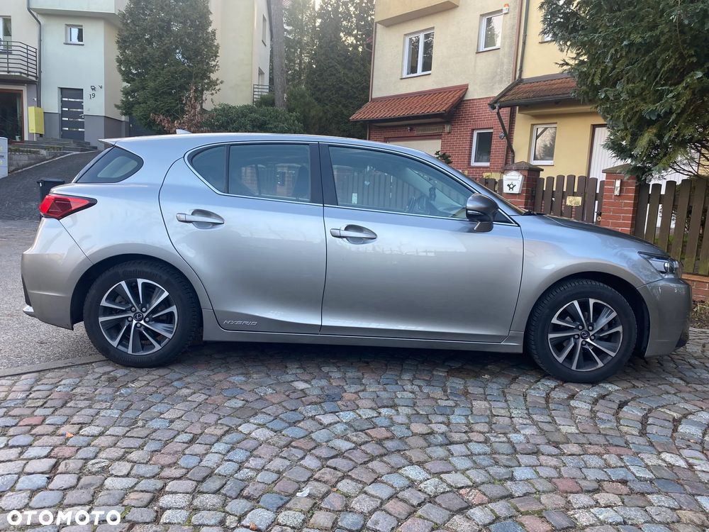 Lexus CT 200h Elegance EU6 - 9