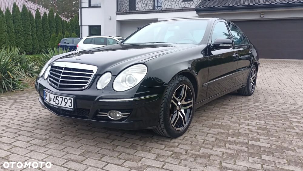 Mercedes-Benz Klasa E 320 CDI 7G-TRONIC Avantgarde BusinessEDITION - 3