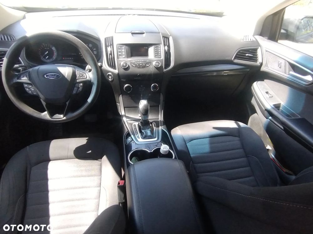 Ford Edge - 11