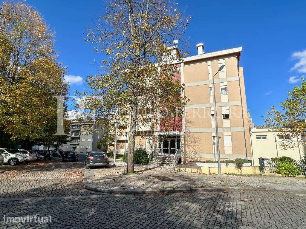 Apartamento T3+1 no centro de Famalicão - Grande imagem: 2/27