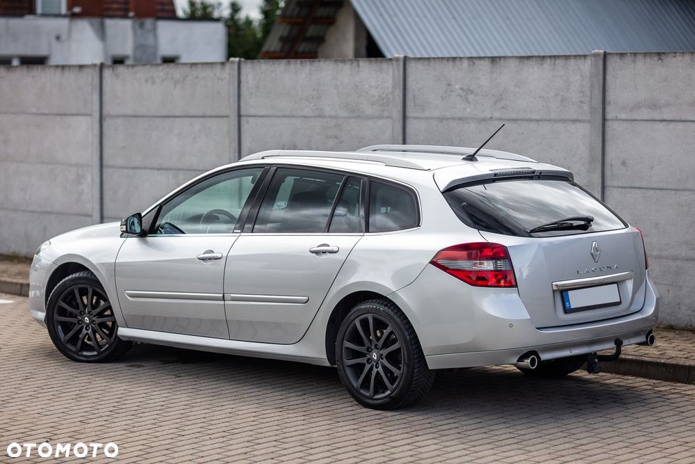 Renault Laguna dCi 150 FAP GT - 13