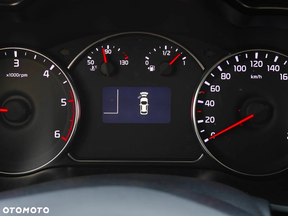 Kia Carens 1.7 CRDi L - 21