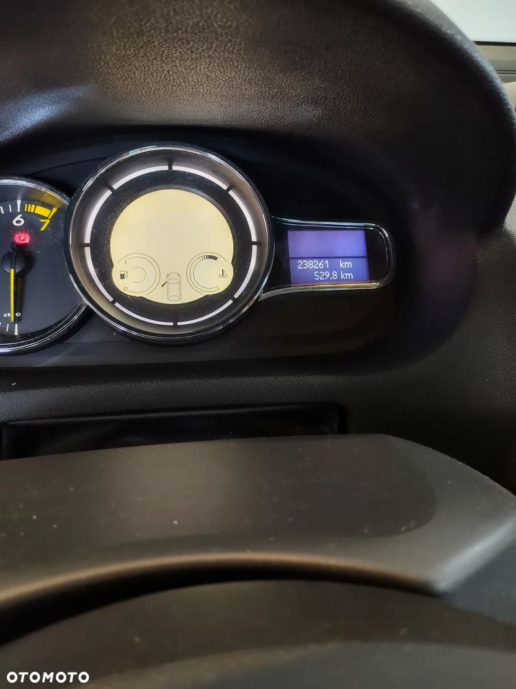 Renault Megane 1.6 16V Dynamique - 10