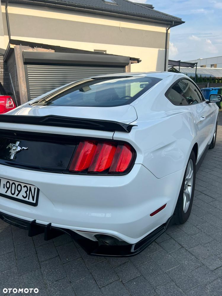 Ford Mustang 3.7 V6 - 4