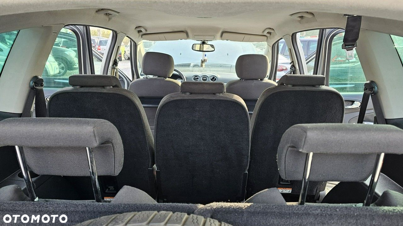 Ford S-Max - 27
