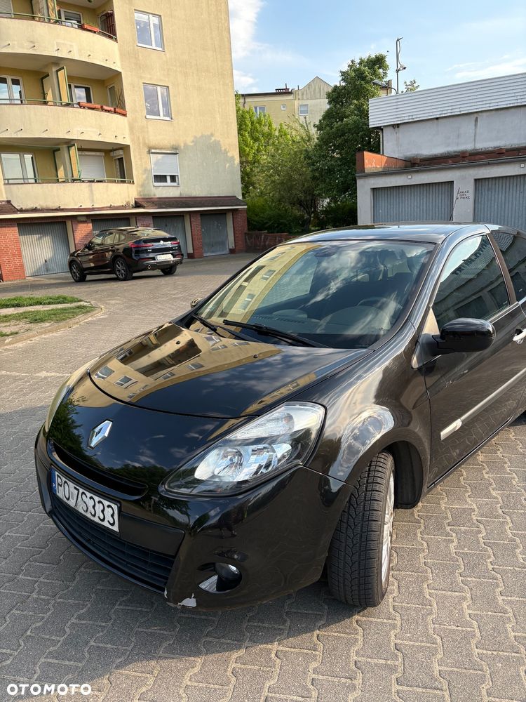 Renault Clio 1.5 dCi ESP Initiale - 23