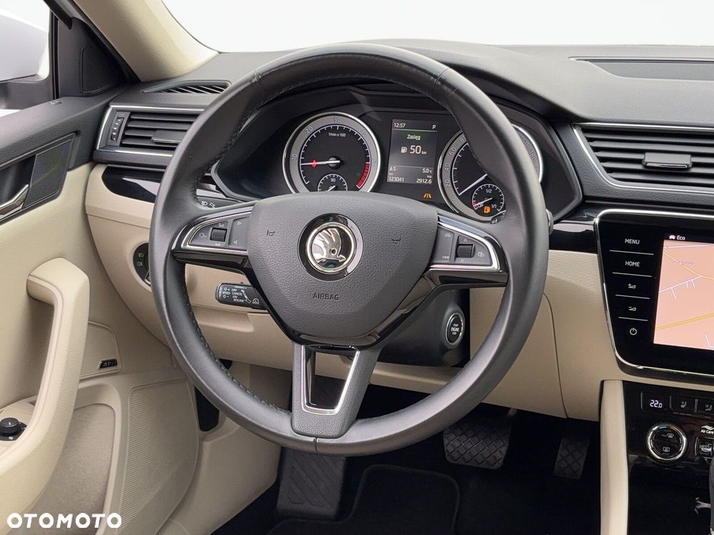 Skoda Superb 2.0 TDI L&K DSG - 16