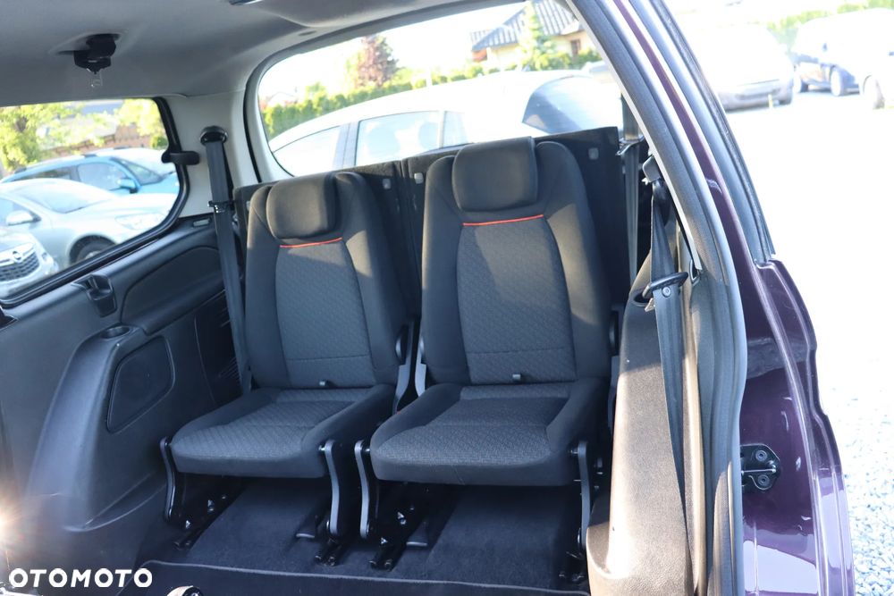 Ford Galaxy - 24