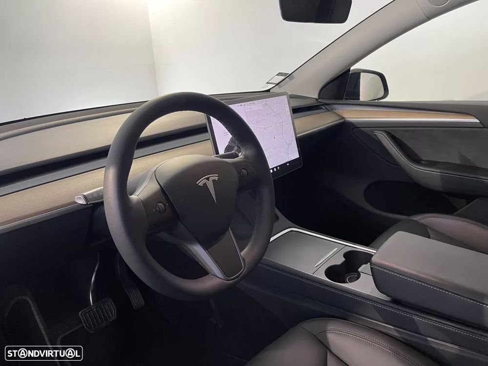 Tesla Model Y Tração Traseira - 14