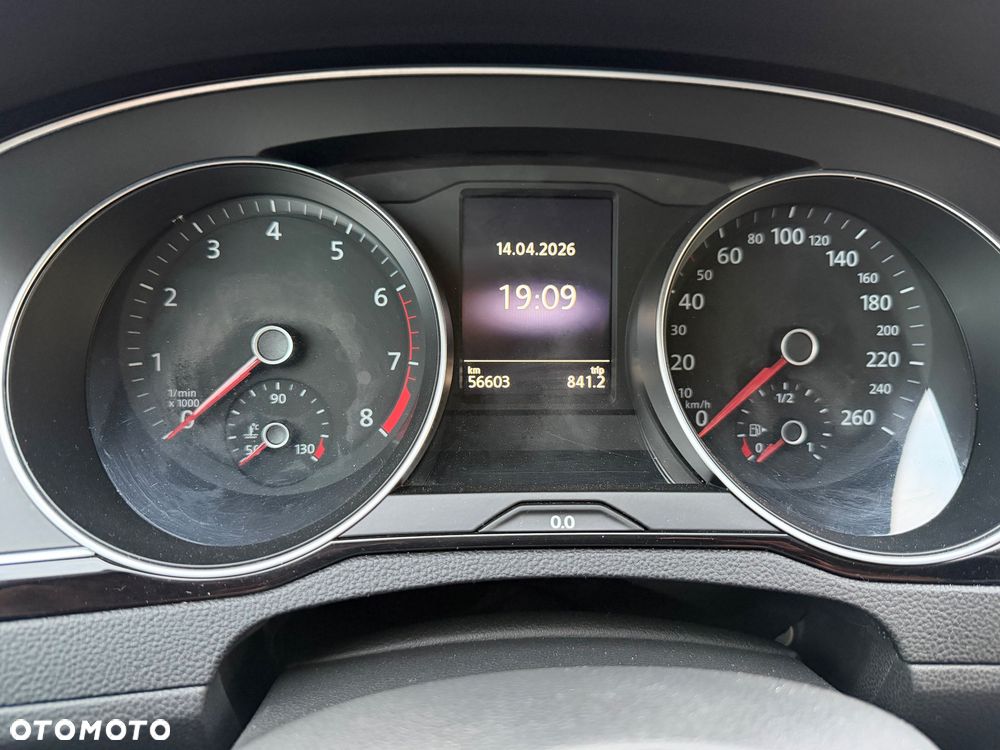 Volkswagen Passat 1.8 TSI (BlueMotion Technology) DSG Comfortline - 17