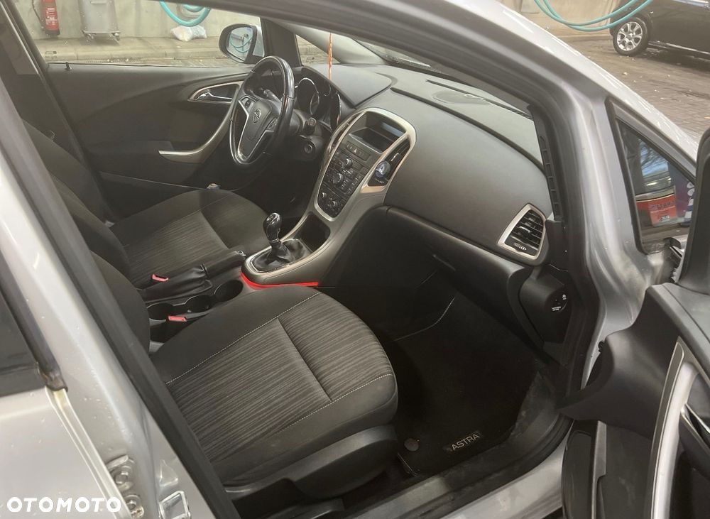 Opel Astra 1.4 Turbo Sports Tourer - 8