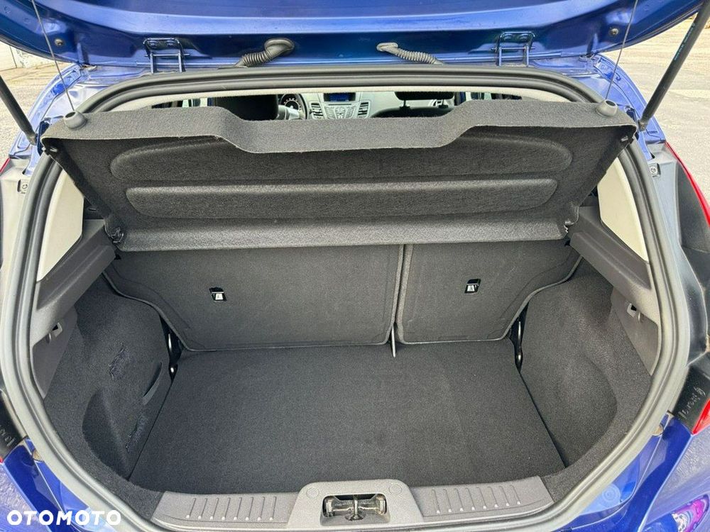 Ford Fiesta 1.25 Silver X - 35