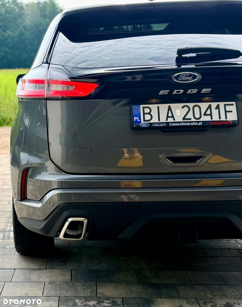 Ford Edge - 8