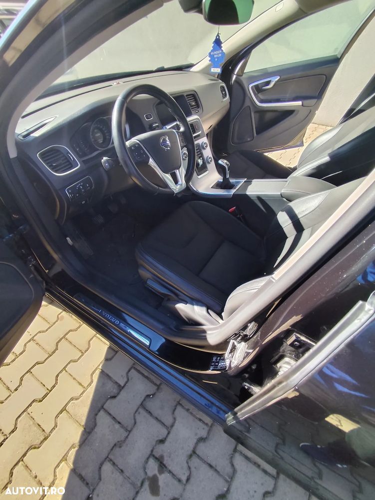 Volvo S60 D2 Basic - 6