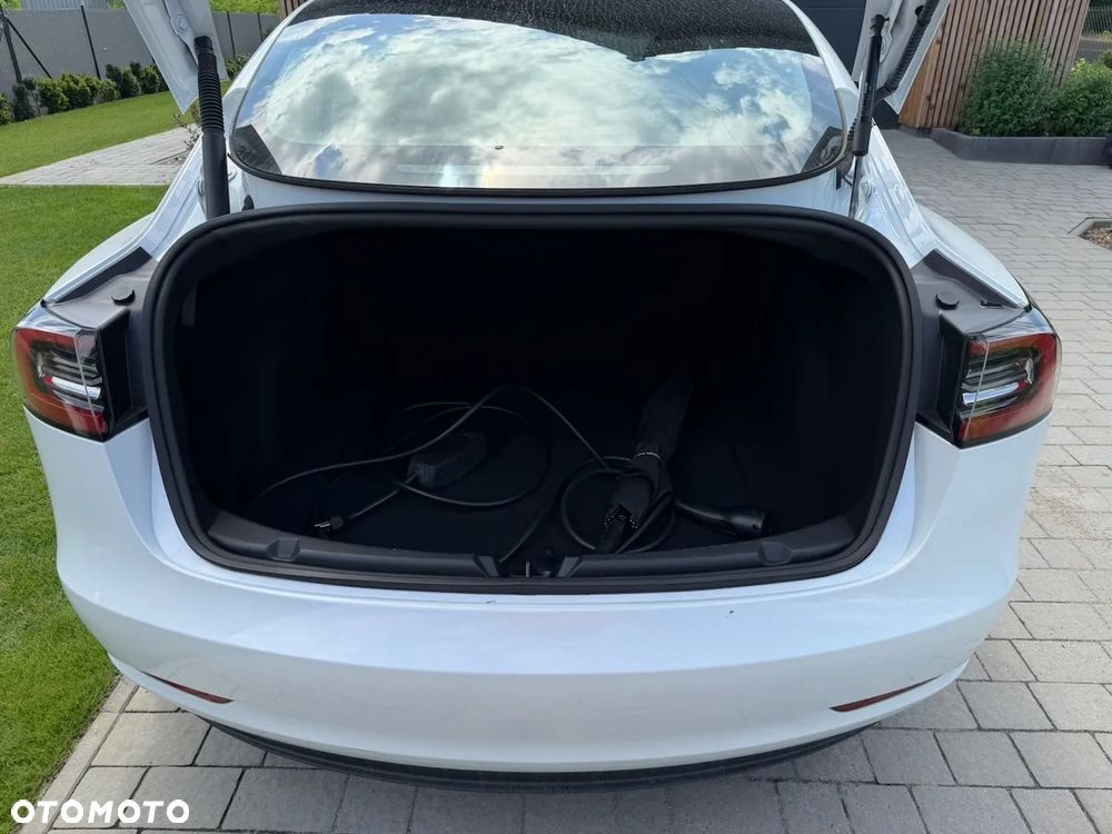 Tesla Model 3 Standard Range Plus - 12