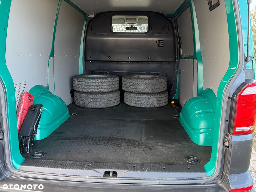 Volkswagen Transporter - 3