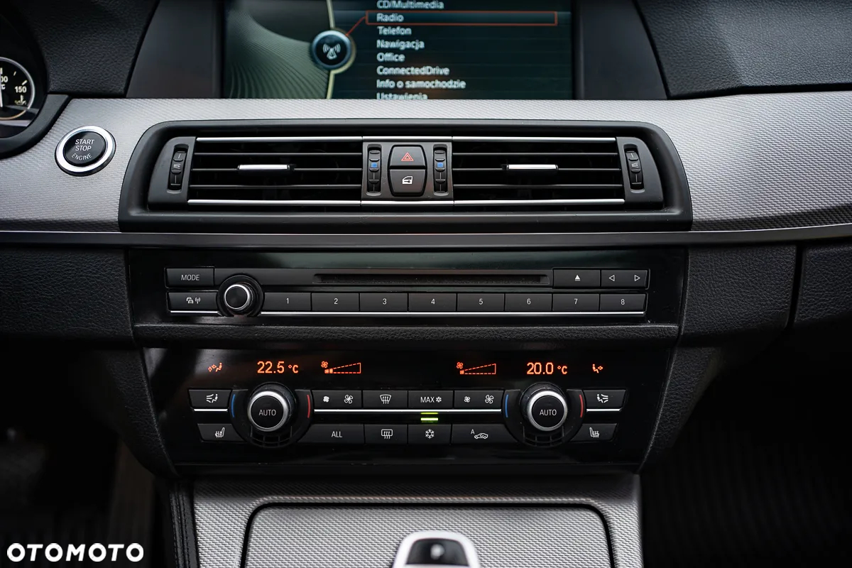 BMW Seria 5 525d Touring Sport-Aut - 14
