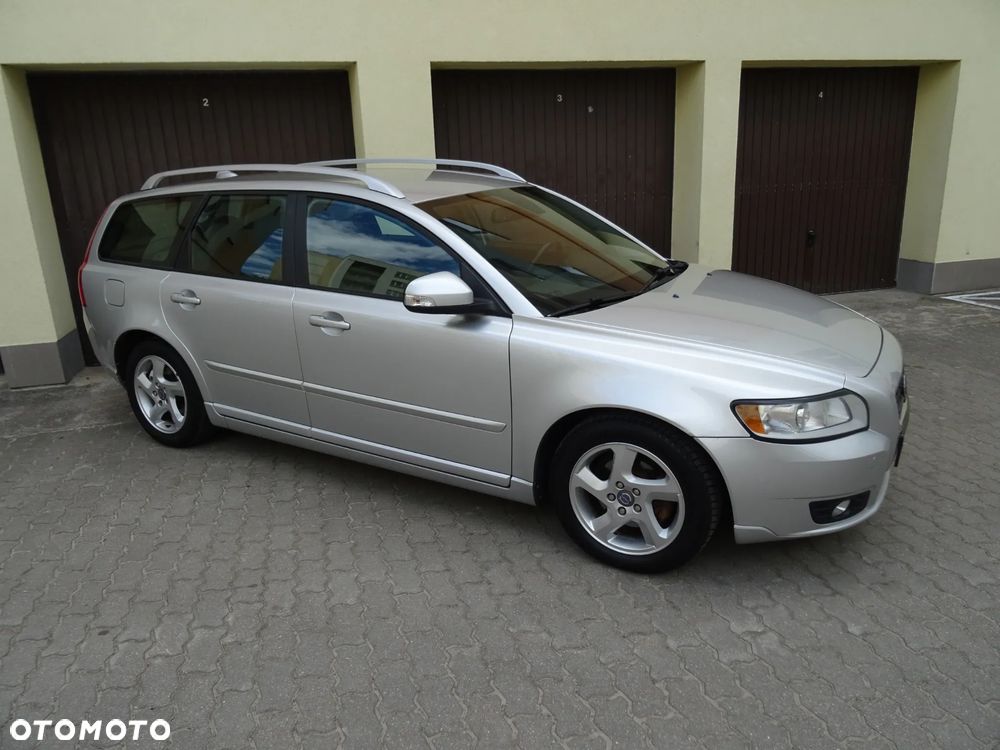 Volvo V50 DPF DRIVe Momentum - 21