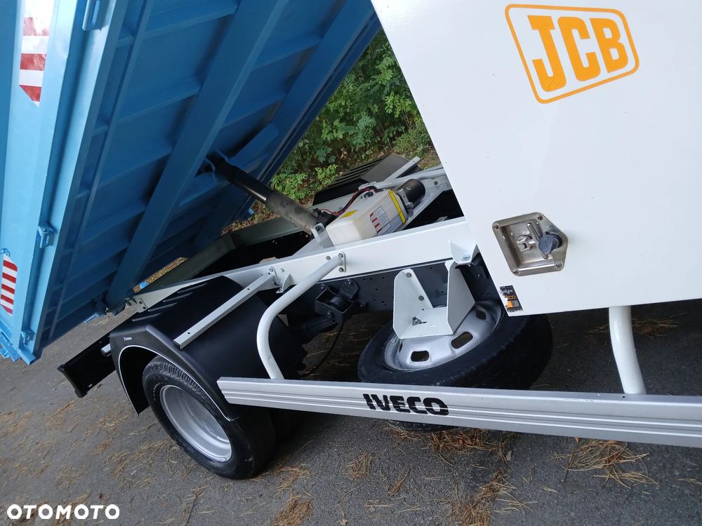 Iveco Daily 35C13 - 13
