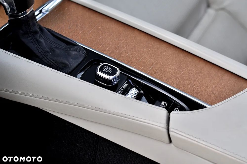 Volvo V90 D4 Geartronic Inscription - 30