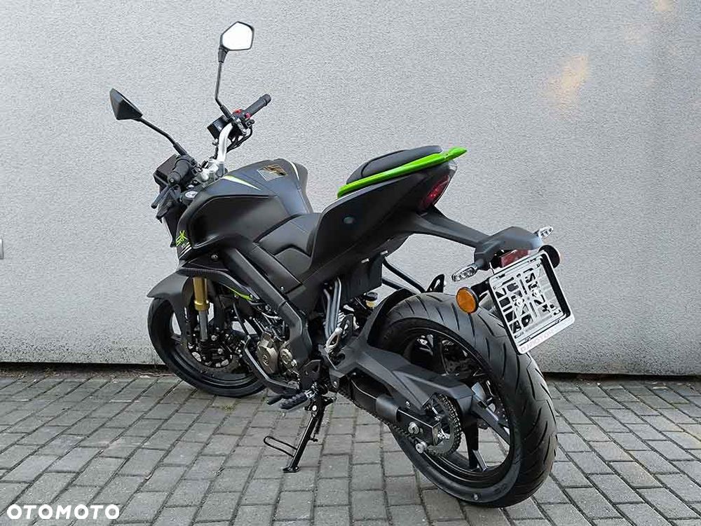 QJMOTOR SRK 125S - 14