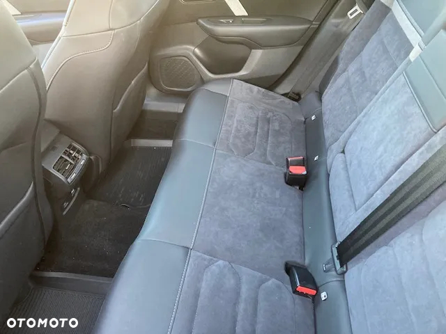 Citroën C4 1.2 PureTech Feel Pack S&S EAT8 - 9