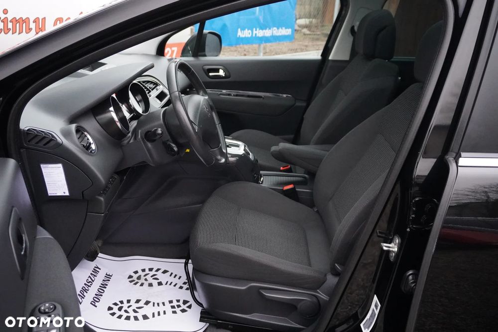 Peugeot 5008 1.6 THP Active 7os - 10