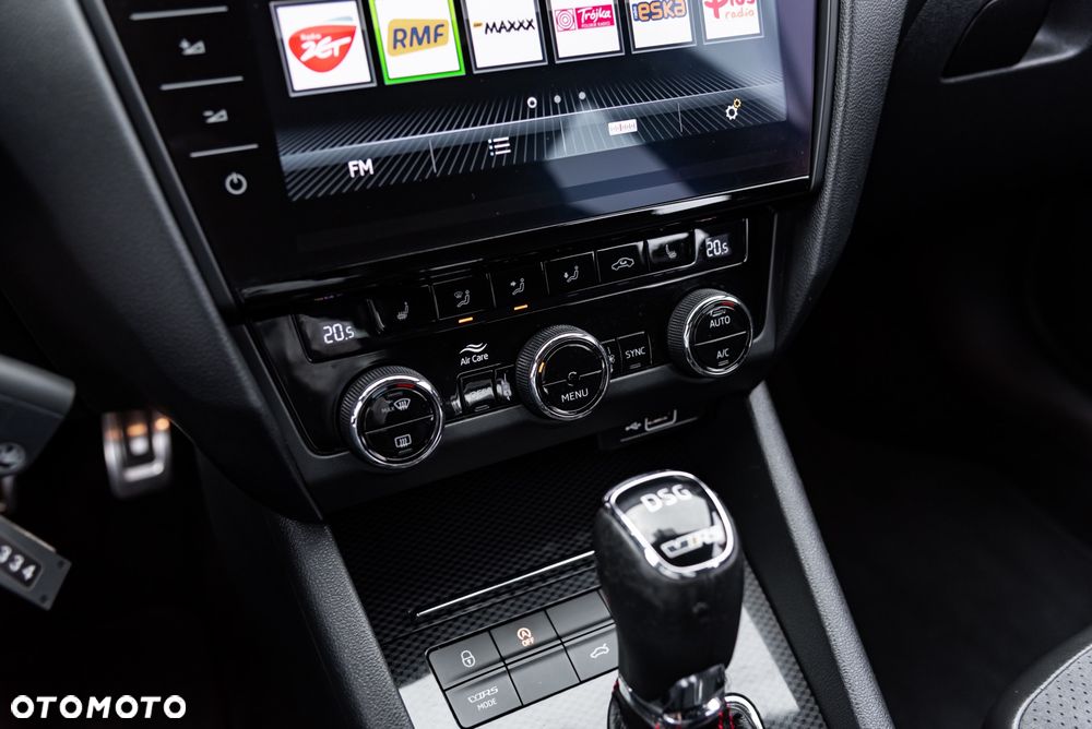 Skoda Octavia 2.0 TSI RS 230 DSG - 32