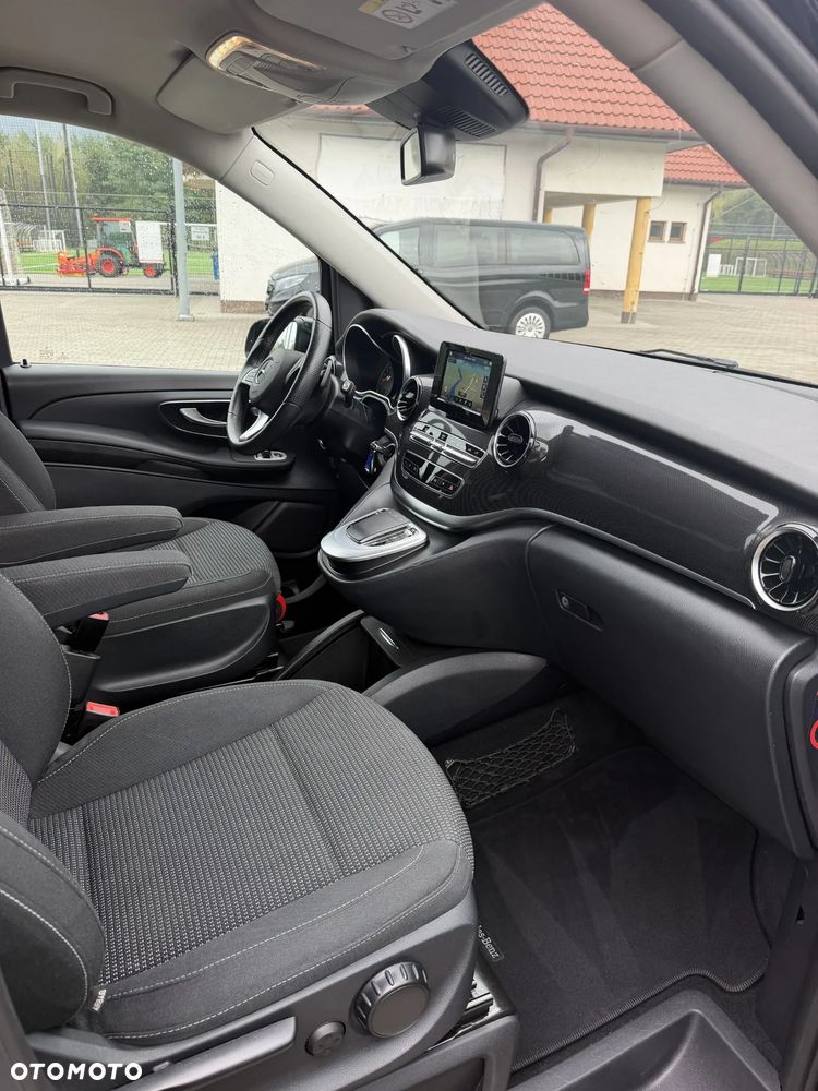 Mercedes-Benz Klasa V 220 d 4-Matic 9G-Tronic - 6