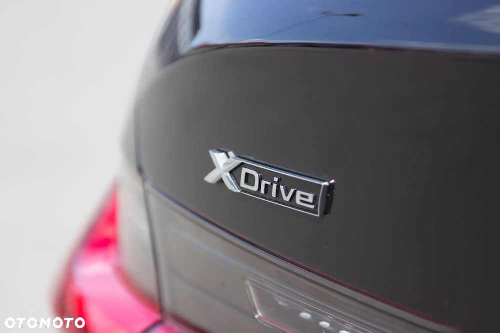 BMW Seria 3 320i Advantage - 12