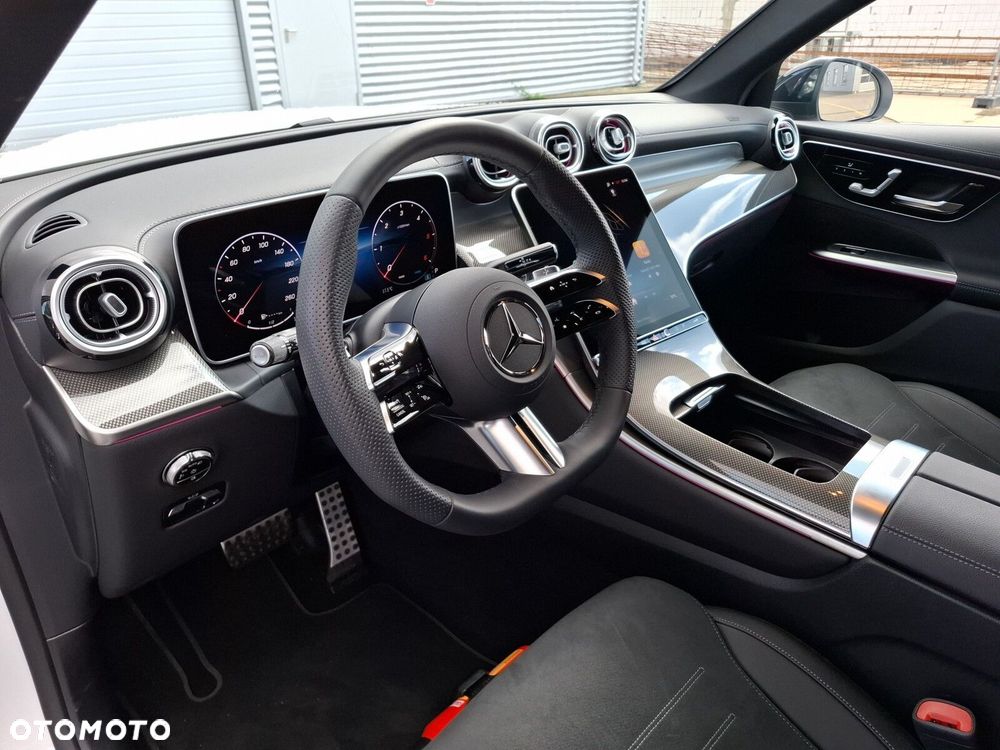 Mercedes-Benz GLC 220 d mHEV 4-Matic AMG Line - 10