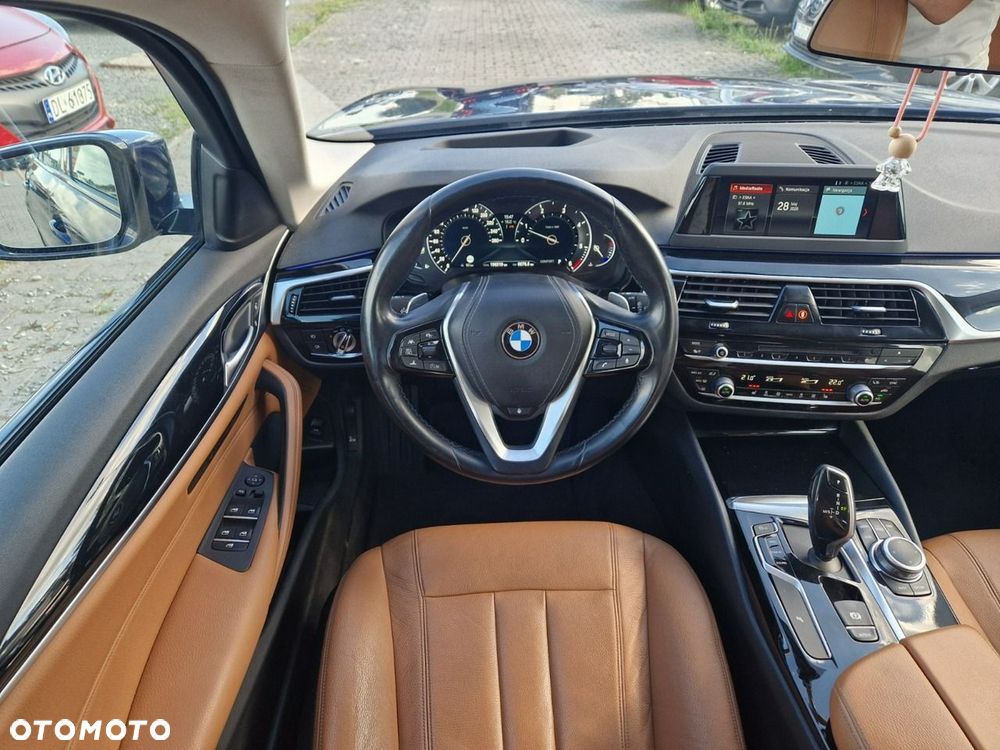 BMW Seria 5 520d M Sport Edition - 21