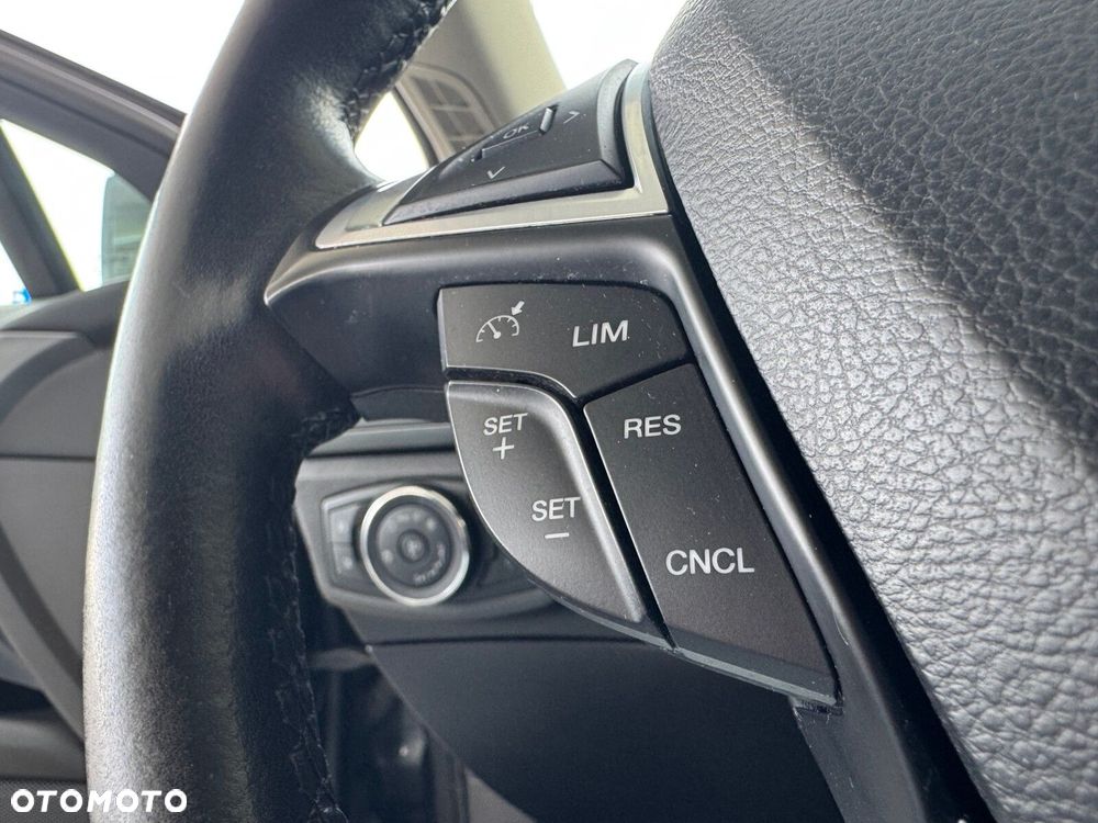 Ford Mondeo - 25