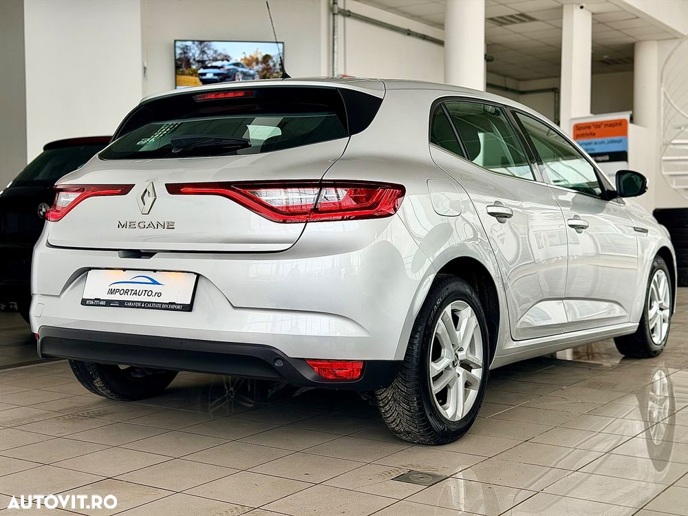 Renault Megane BLUE dCi 115 ZEN - 5