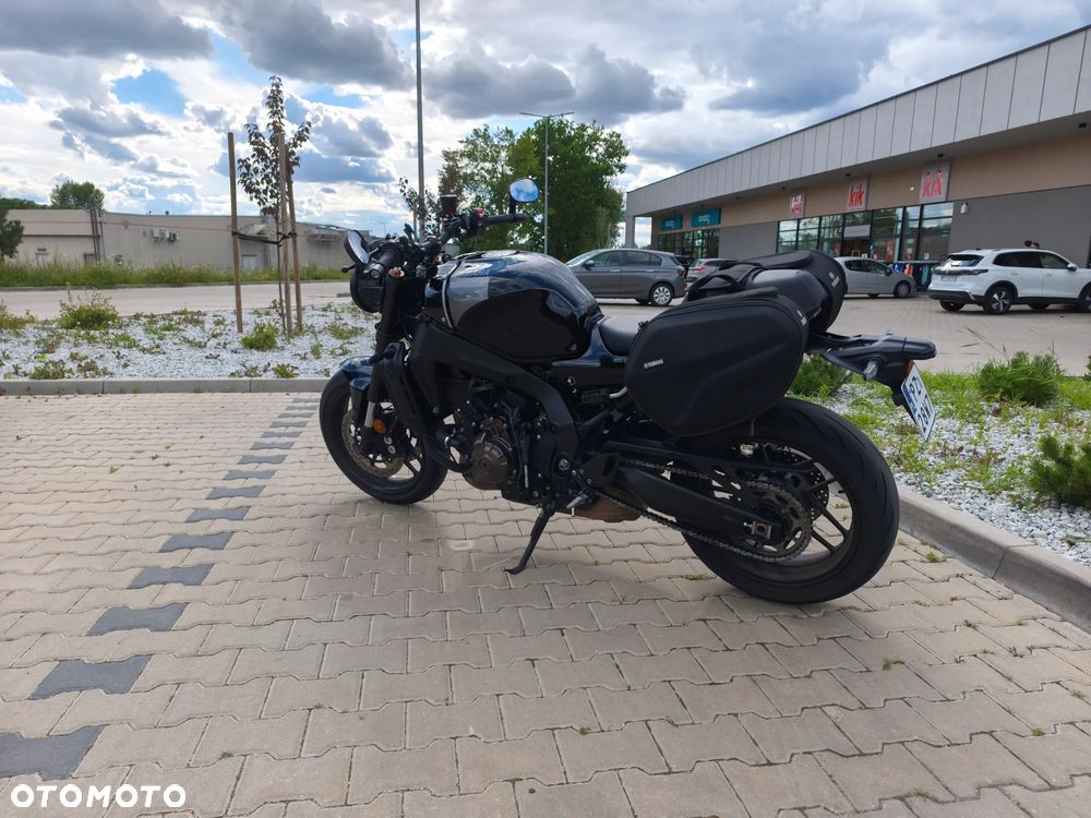 Yamaha XSR - 6