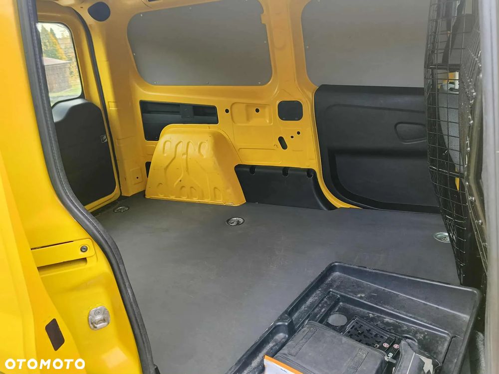 Fiat DOBLO MAXI - 12