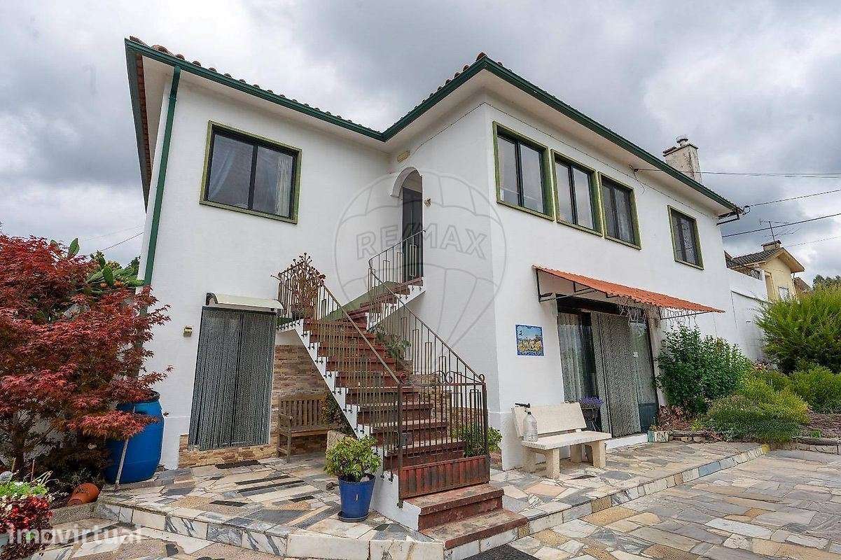 Moradia T3 à venda em Vila Nova de Poiares - Grande imagem: 2/30