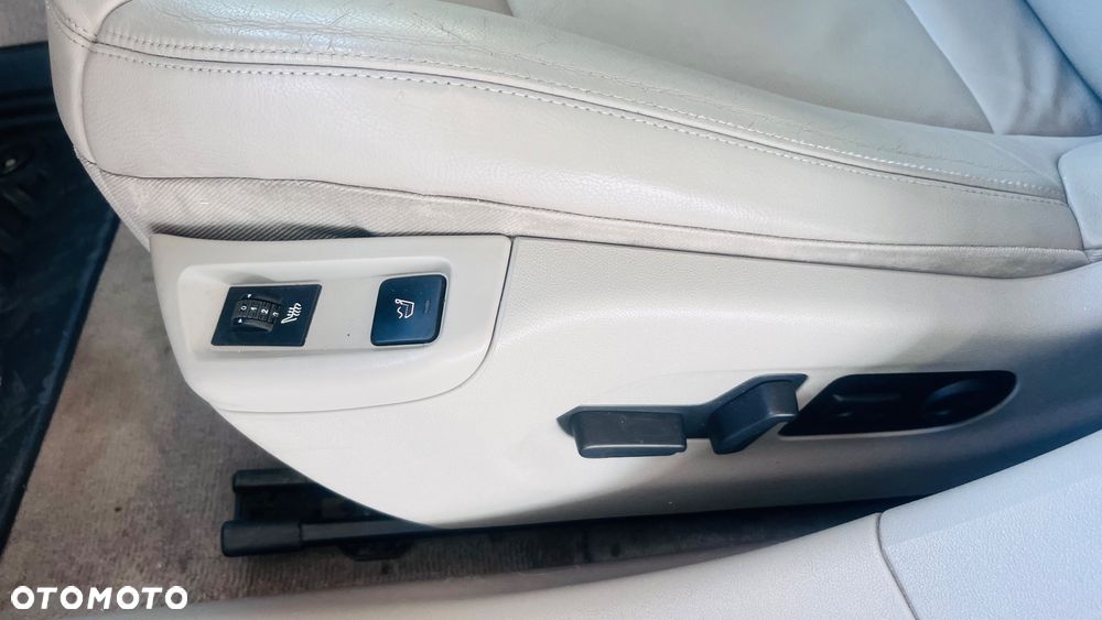Citroën C5 2.0 HDi Exclusive - 10