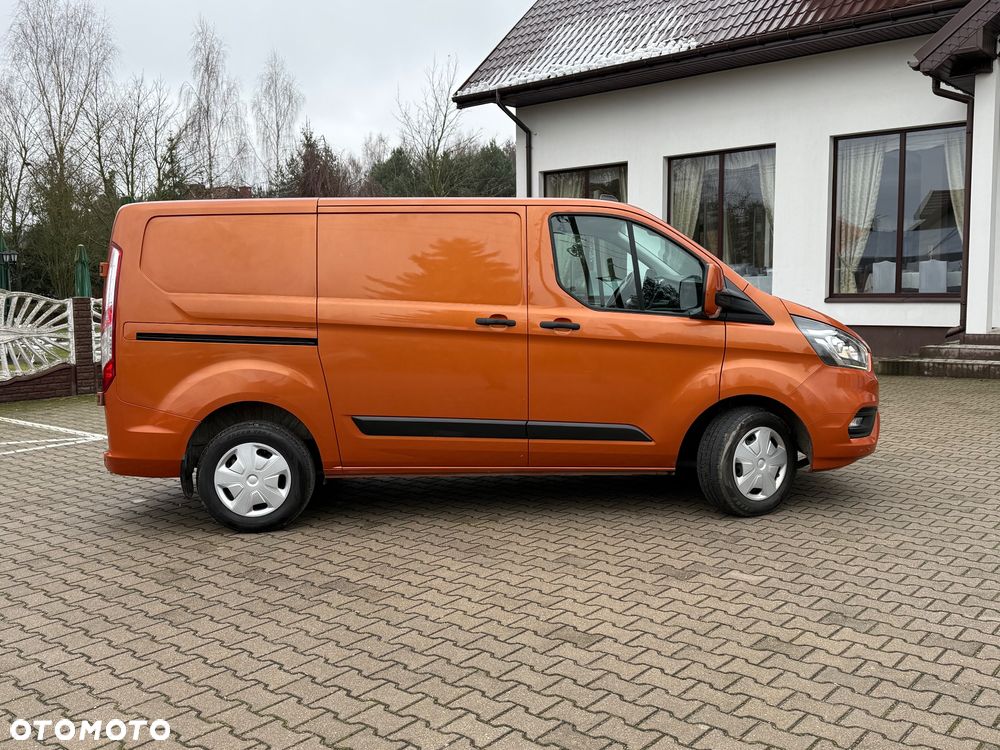 Ford TRANSIT CUSTOM - 8