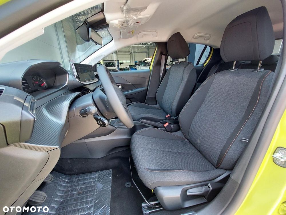 Peugeot 208 1.2 mHEV Edition e-DCS6 - 9