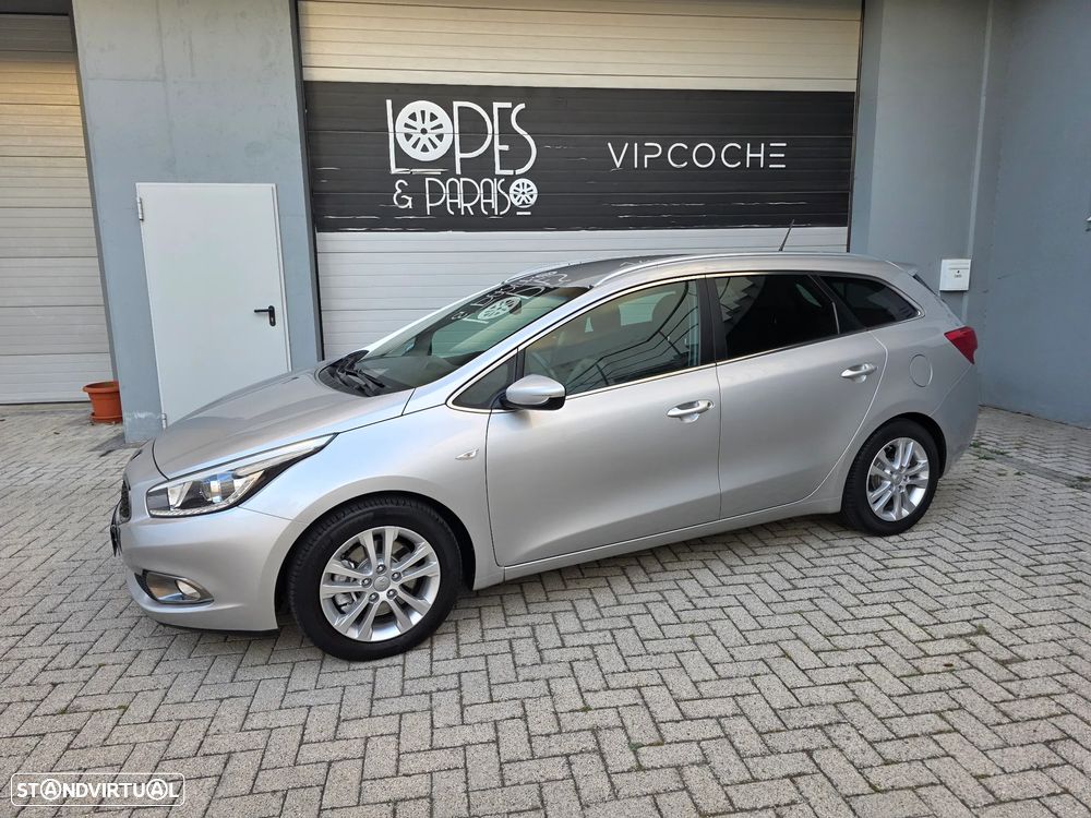 Kia Ceed SW 1.6 CRDi TX Sport - 4
