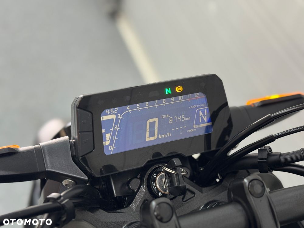 Honda CB - 18