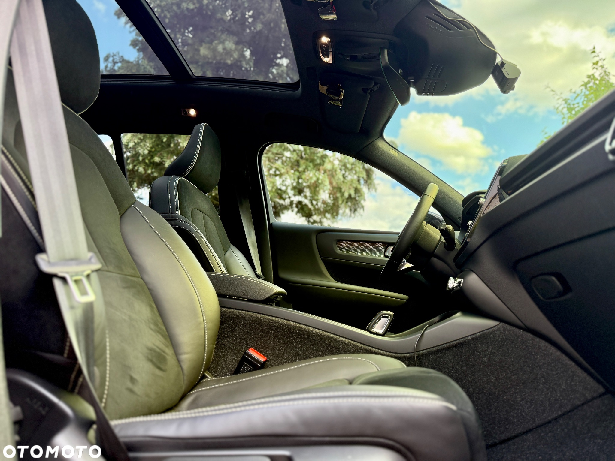 Volvo XC 40 T3 R-Design - 9