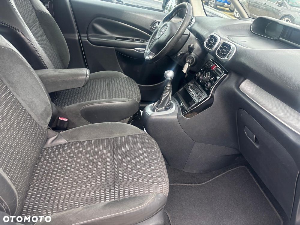 Citroën C3 Picasso 1.4i Exclusive - 21