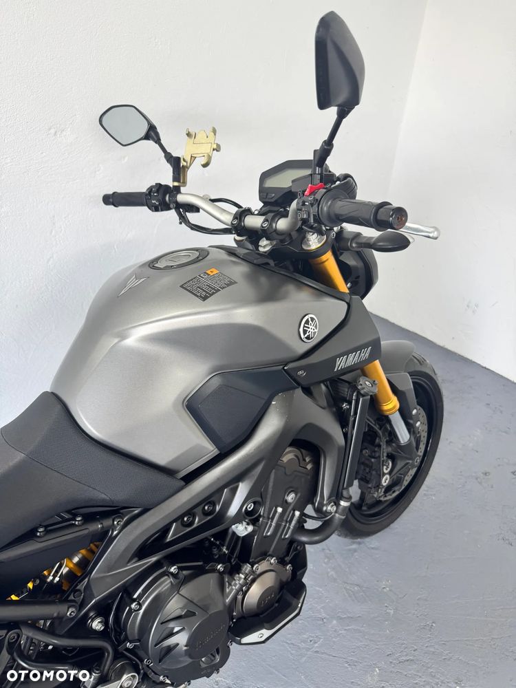 Yamaha MT - 16