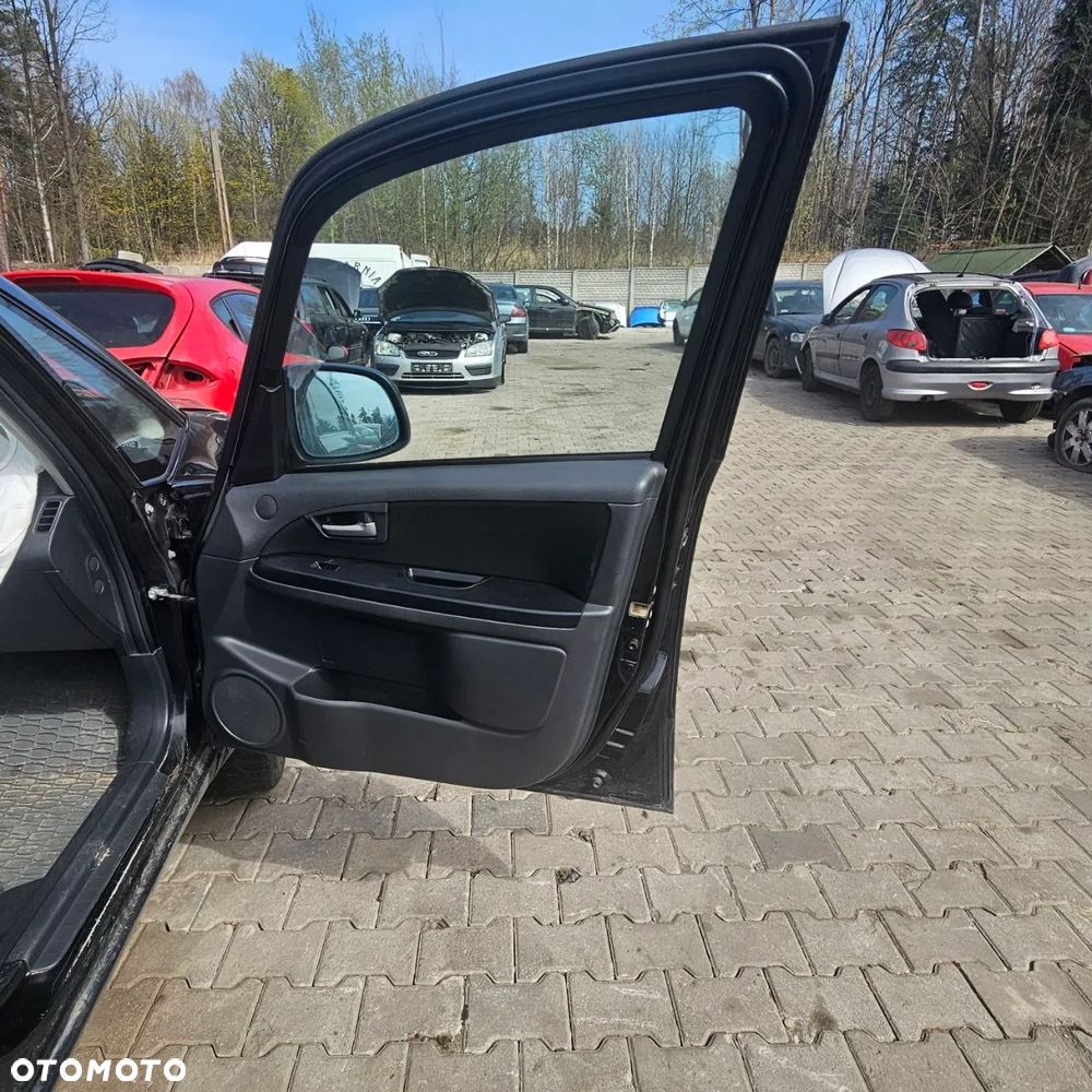 Drzwi / przód tył prawe lewe / SUZUKI SX4 (kod lak: ZJ3) - 2