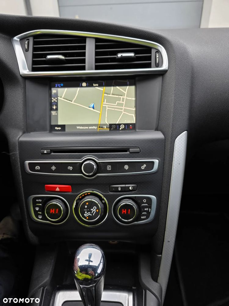 Citroën DS4 BlueHDi 120 S&S EAT6 SoChic - 28