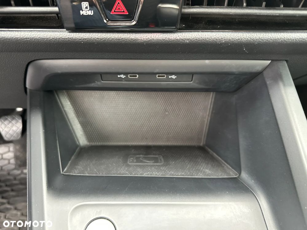 Volkswagen Golf 1.5 TSI EVO Life - 26